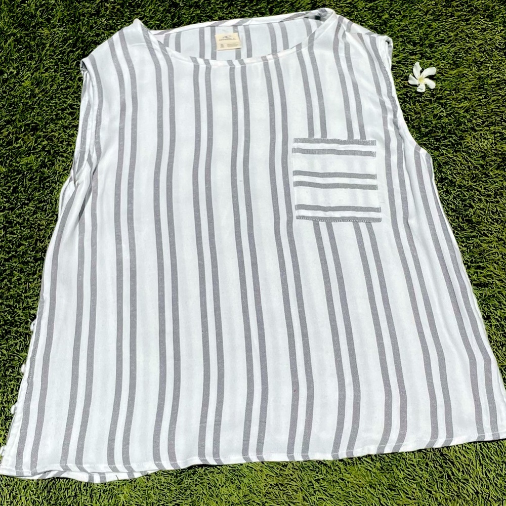 O’Neill sleeveless striped beach top with side fabric covered buttons